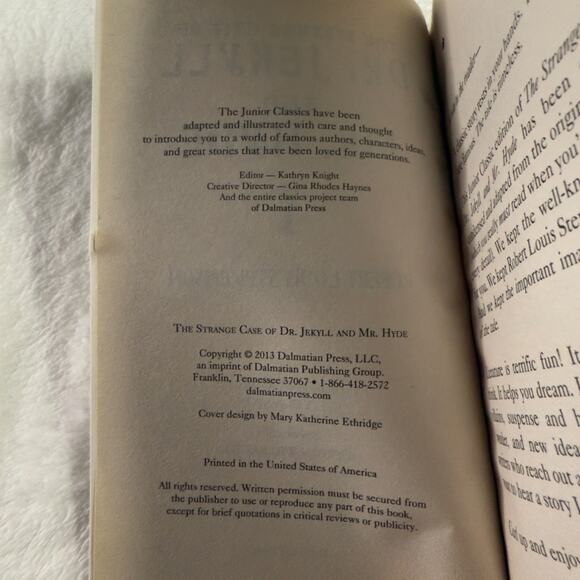 The Strange Case of Dr. Jekyll and Mr. Hyde Illustrated Adapted Dalmatian Press - Picture 5 of 7